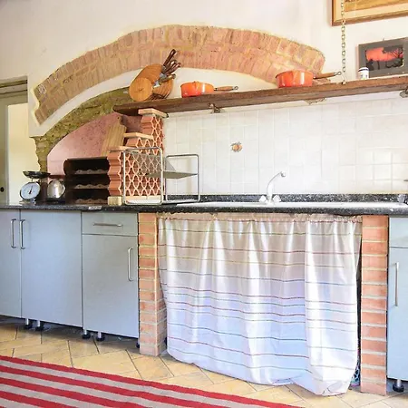 Lovely In With Kitchenette *